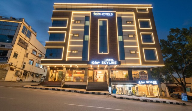 Fabhotel Skyline