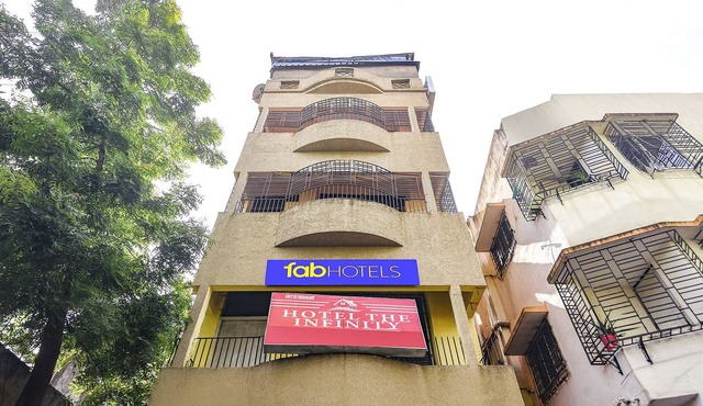 Fabhotel The Infinity