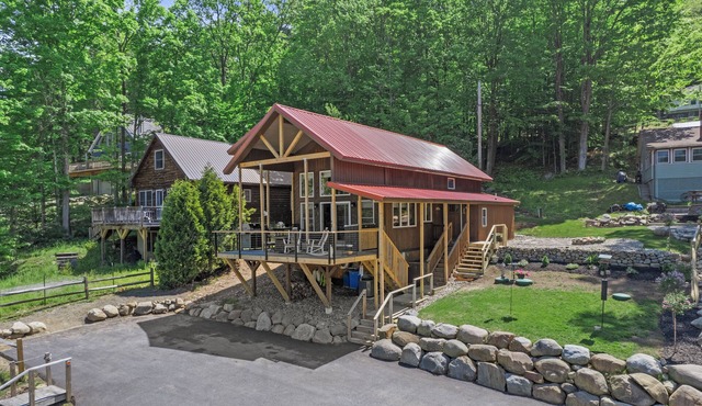 Fabulous 2-BR-2 Full Bath Chalet on the Marvelous Great Sacandaga Edinburg, NY
