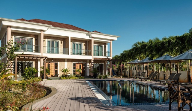 Fabulous 3BR/3BA villa in serene south of Mahé island ~ Pool/WIFI/AC/concierge