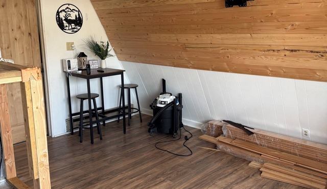 Fabulous A-Frame cabin with WiFi in Ukiah