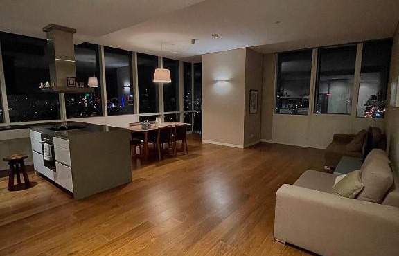 Fabulous two bedroom apartment on the high floor