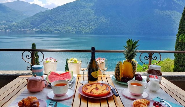 Fabulous view on the Lake