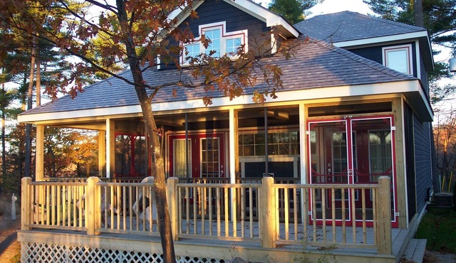 Fabulous Waterfront Sparrow Lake Resort Available May 31 to June 7