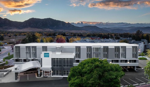 Fairfield Inn & Suites Boulder