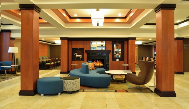 Fairfield Inn & Suites Hartford Airport
