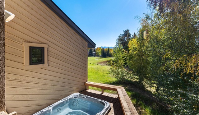 Fairway Haven with Private hot tub! Dog Friendly!