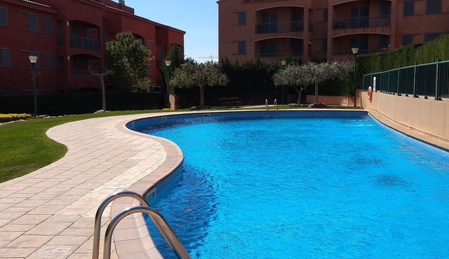 Family Apartment with Pool and Balcony