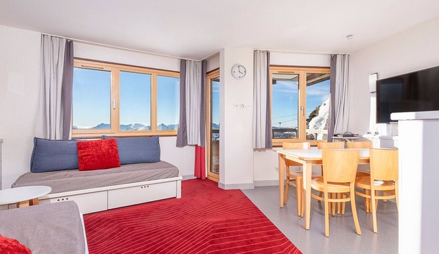Family apartment for 6, large balcony, Avoriaz