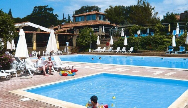 Family Apartment in Guardistallo with Pool