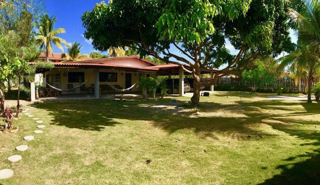 Family Beach House! Walk to Beach/Surf. Costa Esmeralda, San Carlos