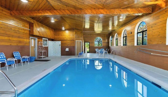Family Comfort Near Chicagoland Speedway, Shopping, and Dining Spots | 2 Units