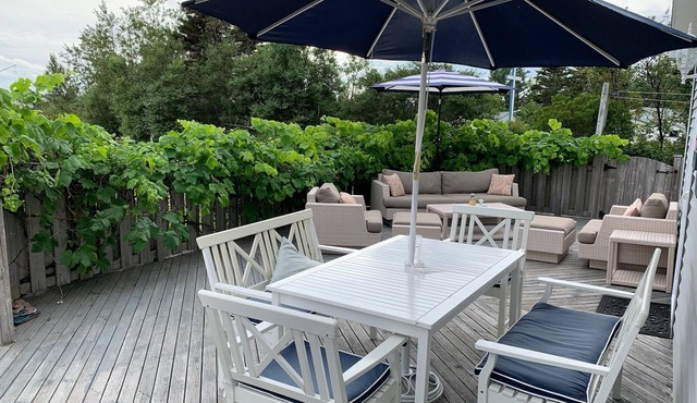 Family cottage by the ocean in Maritimes. Pet-friendly!
