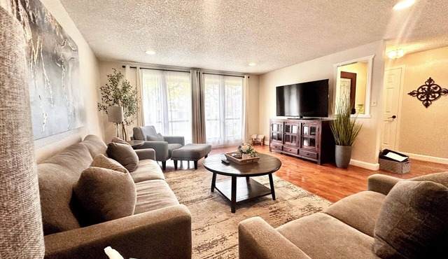 Family & Dog Friendly-LG Kitchen-Gazebo &Fire Pit-