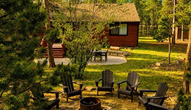 Family-Friendly | Firepit | Kayaks | Fishing Lakes