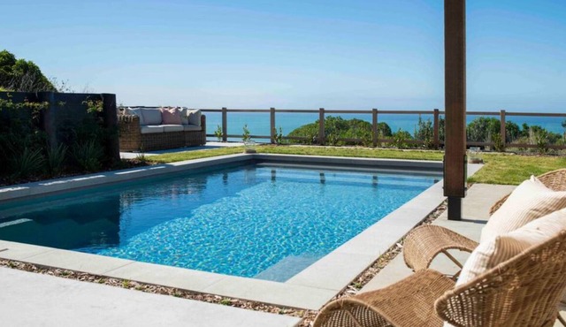 FAMILY FRIENDLY hinterland magic near the beach
