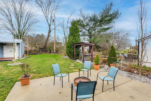 Family-Friendly Home w/Yard: 27 Mi to Nashville!
