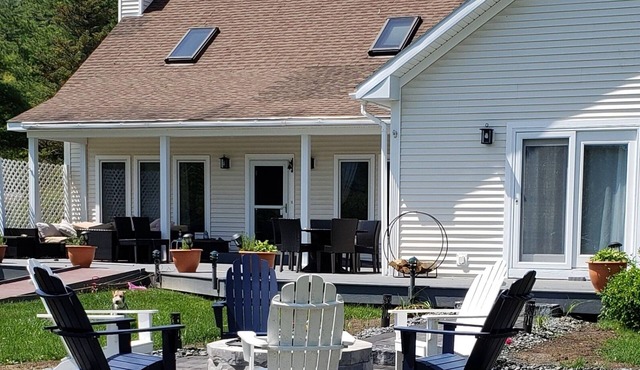 Family friendly Lake George rental.