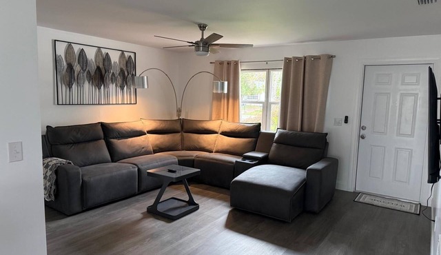 Family-Friendly Orlando stay, 10-15 to parks, 5 min to IDrive, convention center