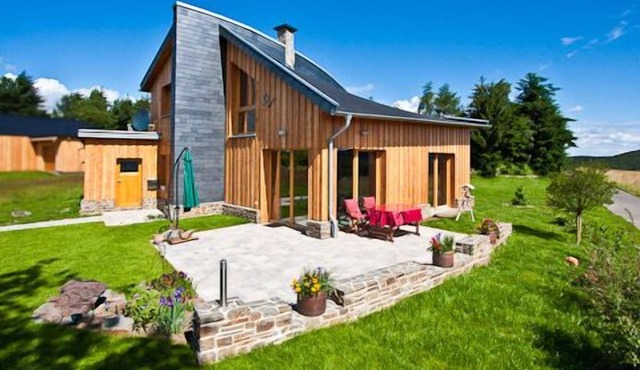 Family friendly, rollstuhlger downstairs. Non smoking - Holiday house