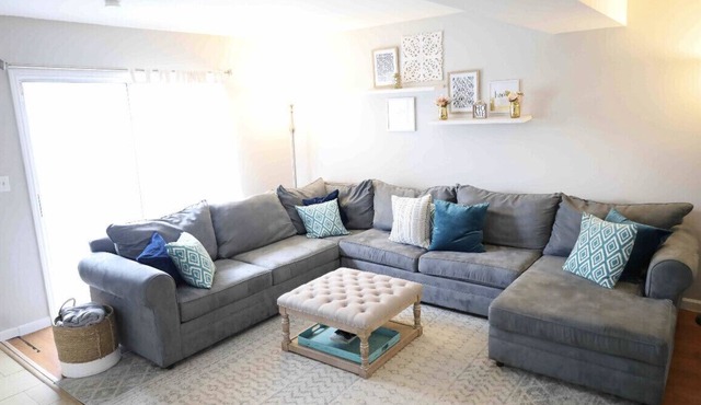 Family friendly Spacious 4 bedroom 3 bathroom getaway