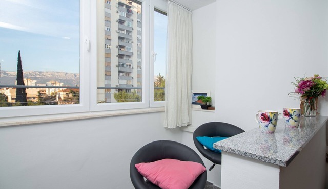 Family friendly two-bedroom apartment Anica
