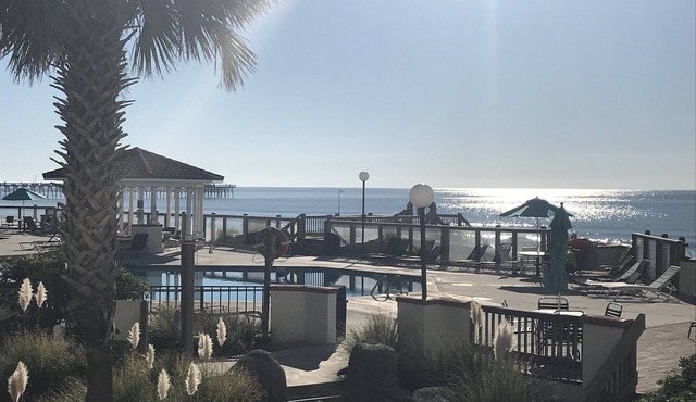 Family Fun, Ocean Views, Great Dining!