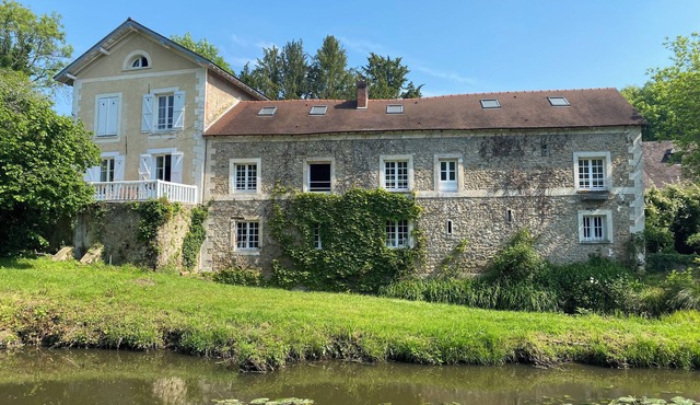Family home, Chevreuse Valley