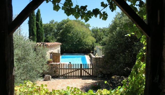 Family home with large swimming pool in Natural Park.