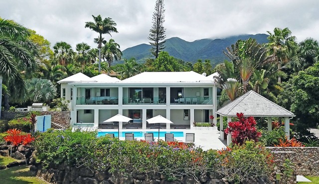 Family Luxury, Resort Level Amenities, Ocean Views, Perfect Location, Gym.