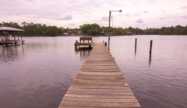 Family retreat on the Bay near 30a at Casa de Bahia