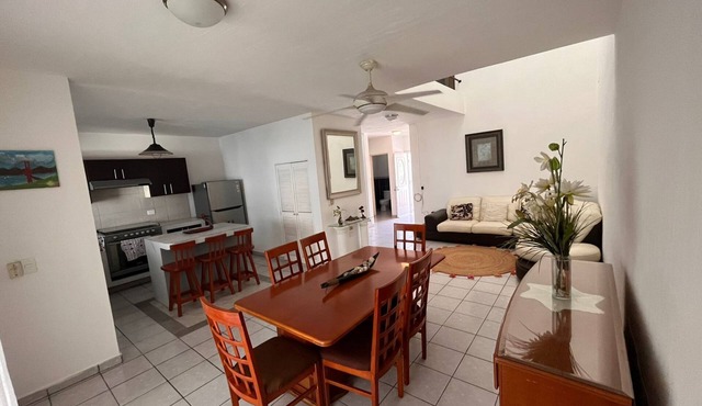 family-sized house in peaceful area, Pet friendly!