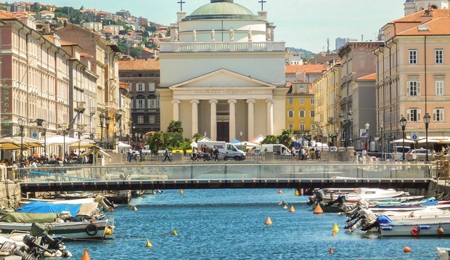 Fancy an unforgettable vacation? Come to this wonderful vacation home near Trieste.