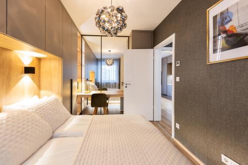 Fancy residence private parking & garden