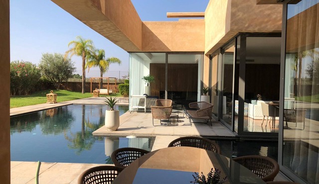 Fancy villa with special view and beautiful swimming pool near to parks ,