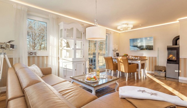 Fantastic luxury vacation apartment in Zingst, 1st row directly on the beach.