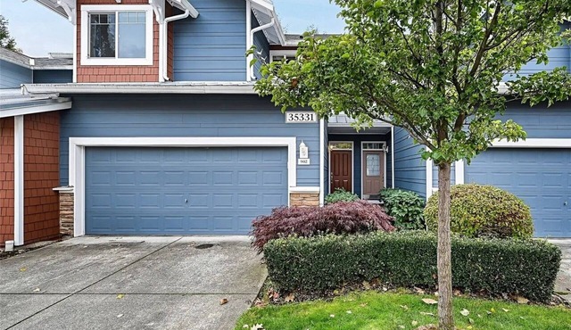 Fantastic 2-bedroom townhouse on the Snoqualmie Ridge