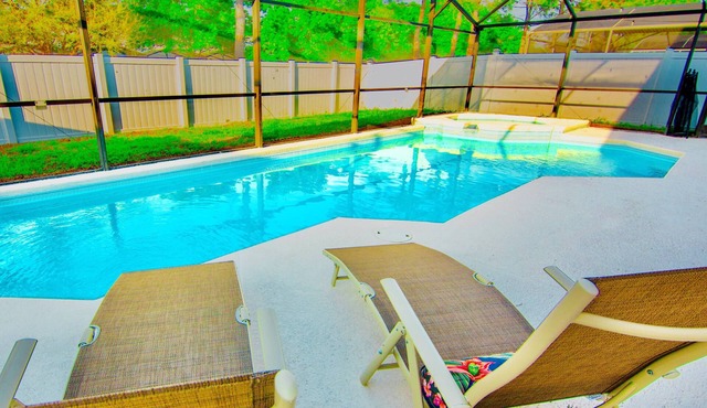Fantastic 5BD House w/Private Pool - 9mi/Disney!