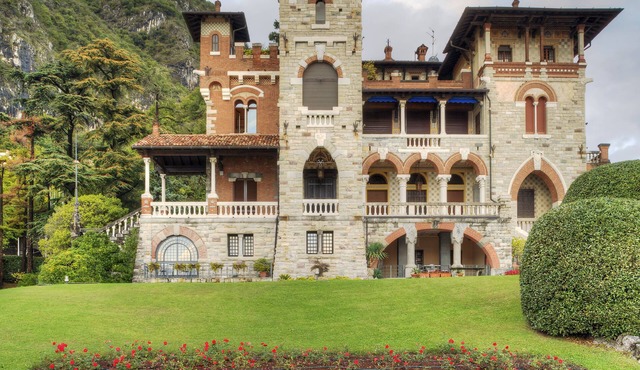 FANTASTIC APARTMENT OVERLOOKING LAKE COMO