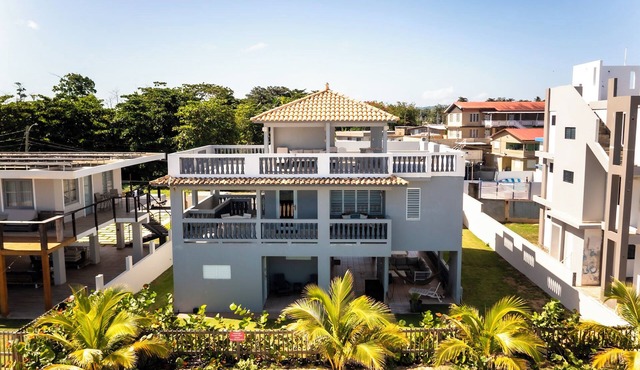 Fantastic beach house on a secluded beach
