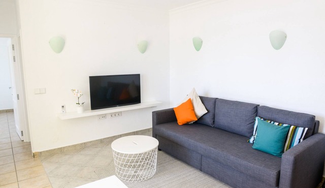 Fantastic flat 2 minutes walk to Playa del Ingles.