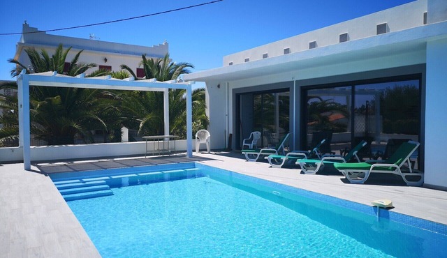 Fantastic House: ideal for 2 couples and their children, ideal for telework