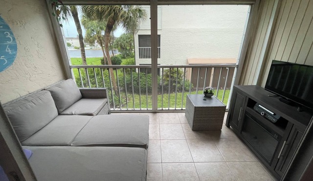 Fantastic Naples Florida Condo Great Location and Value close to Marco Island