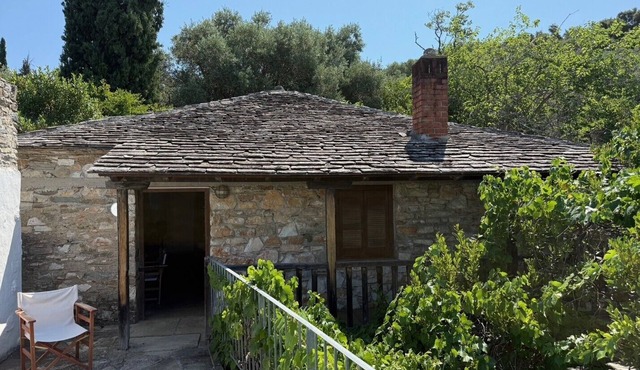 Fantastic natural stone house with 180° sea view, pool and beautiful garden