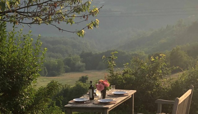 Fantastic quiet and spacious apartment with garden, overlooking the Monviso mountain