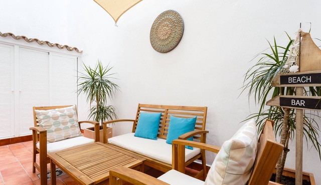 Fantastic, recently refurbished, modern, ground floor apartment