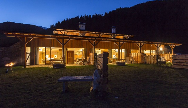 Fantastic secluded location, suitable for couples, dogs allowed, wellness in the chalet