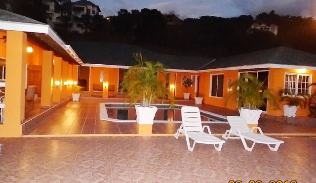 Fantastic, spacious villa with a large pool and sea views in a very safe area.