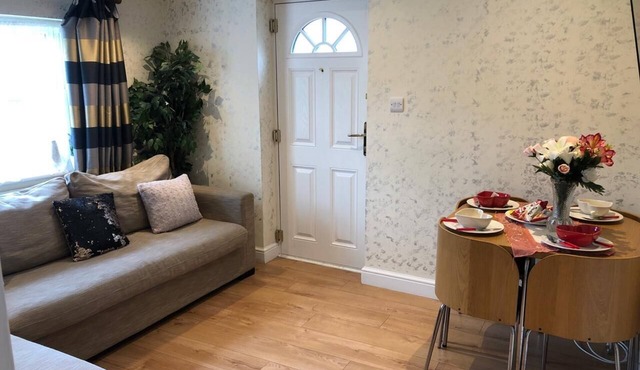 fantastic two bedrooms apartment
