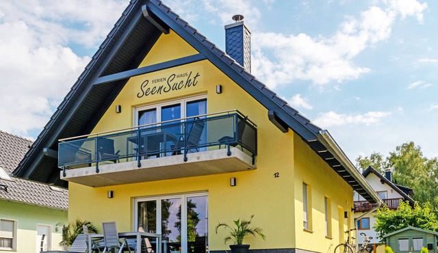 Fantastic vacation apartment with Müritz view and fireplace